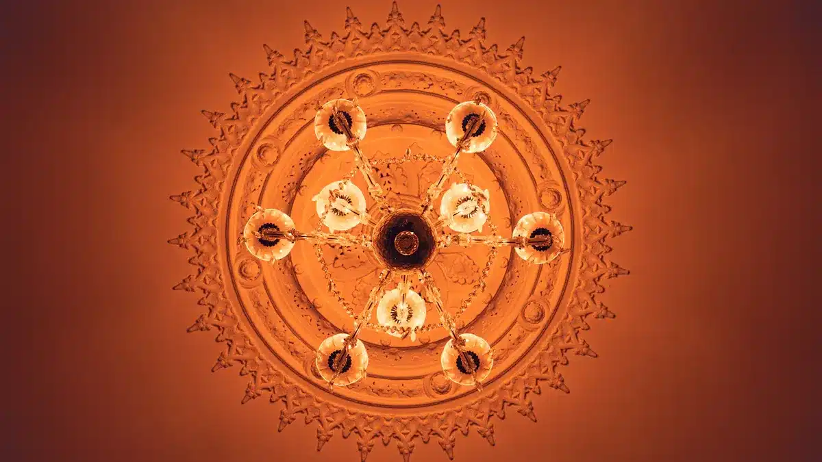 Moon conjunct Venus synastry explained simply